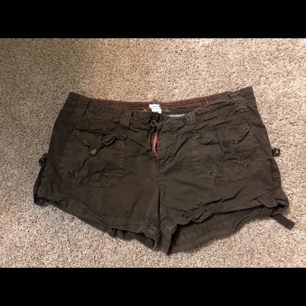 Women’s  American Eagle shorts